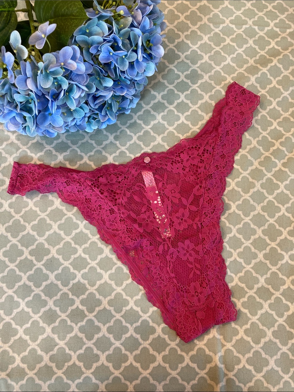 VS Dream Angels Lace Brazilian Panty Pink XL
